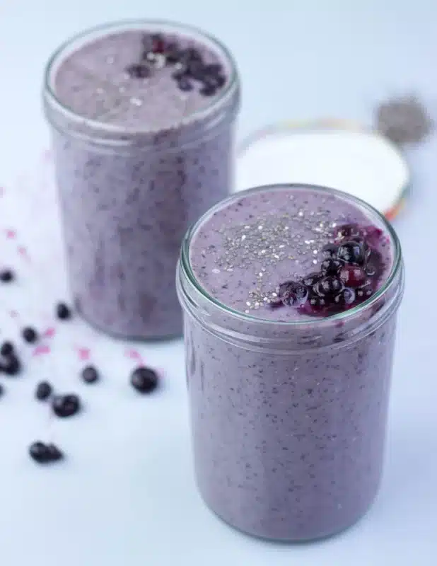 Protein power blueberry banana protein smoothie make protein shakes at home