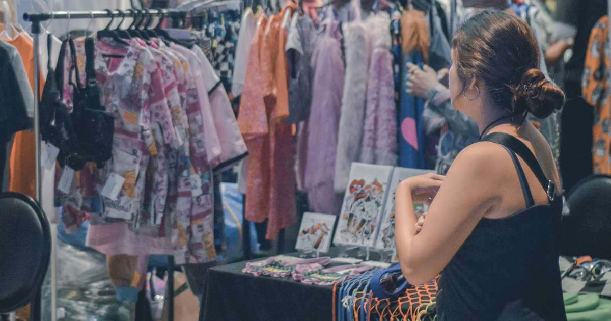 Where to buy second-hand clothes online in Australia | Beanstalk Mums
