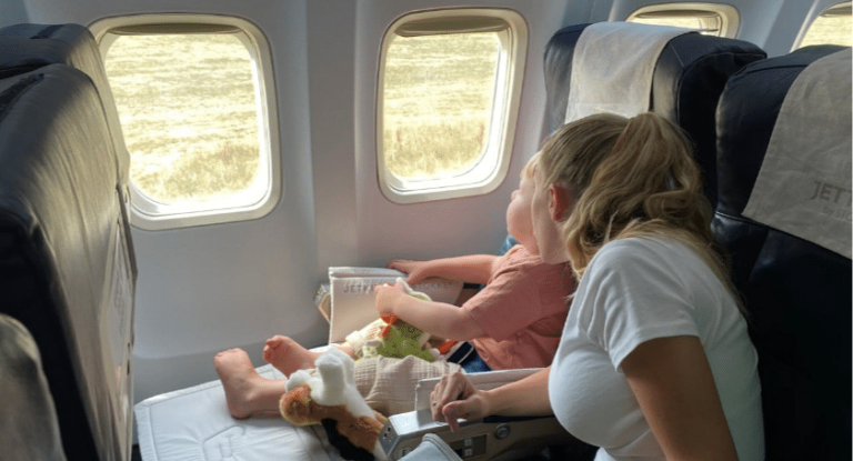 Child and mother on the plane