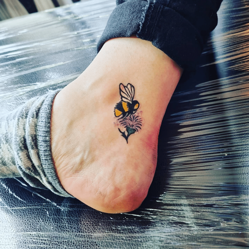 Foot Tattoo Ideas To Sweep You Off Your Feet – Stories and Ink