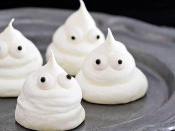 Meringue Ghost | Halloween Food