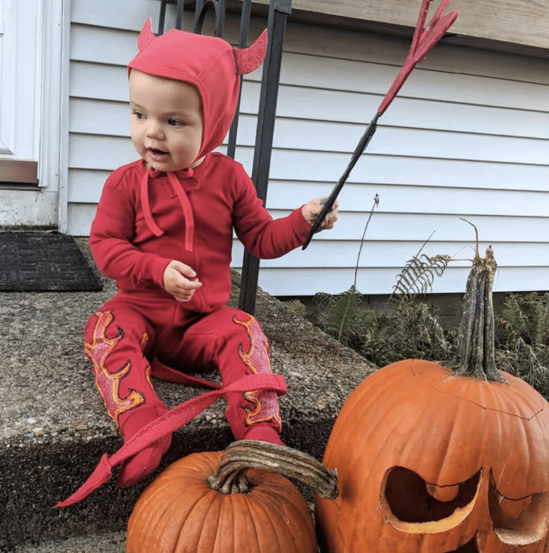 Devil kids Halloween costumes