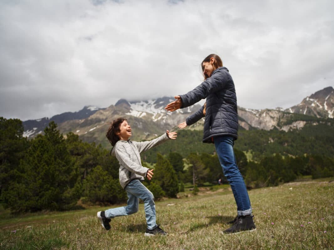 Stress-Free Child Handover