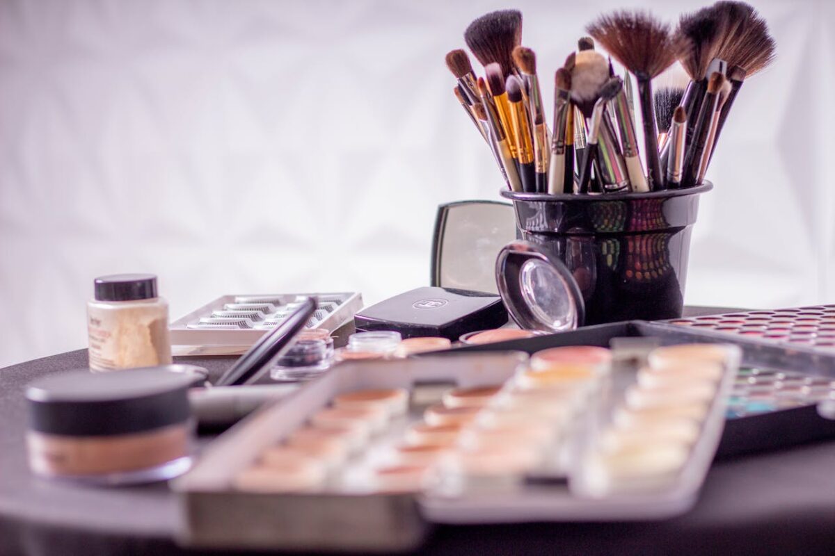 runway room makeup