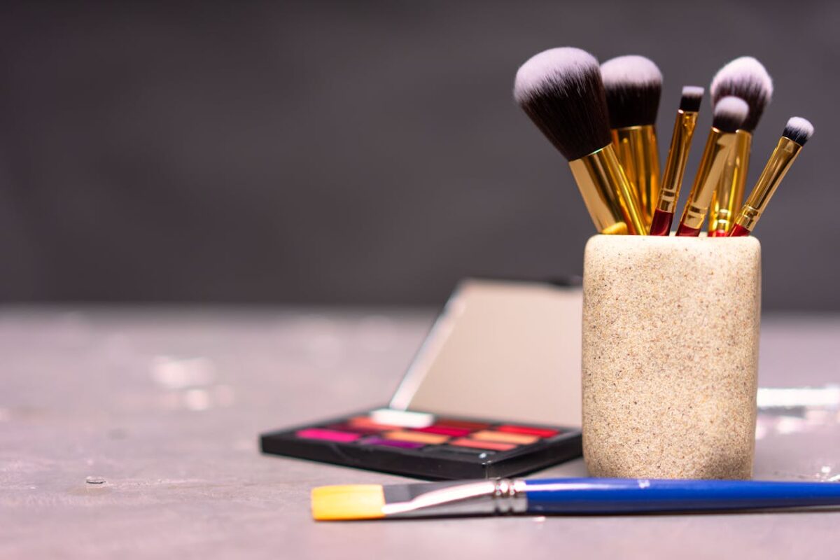 runway room makeup