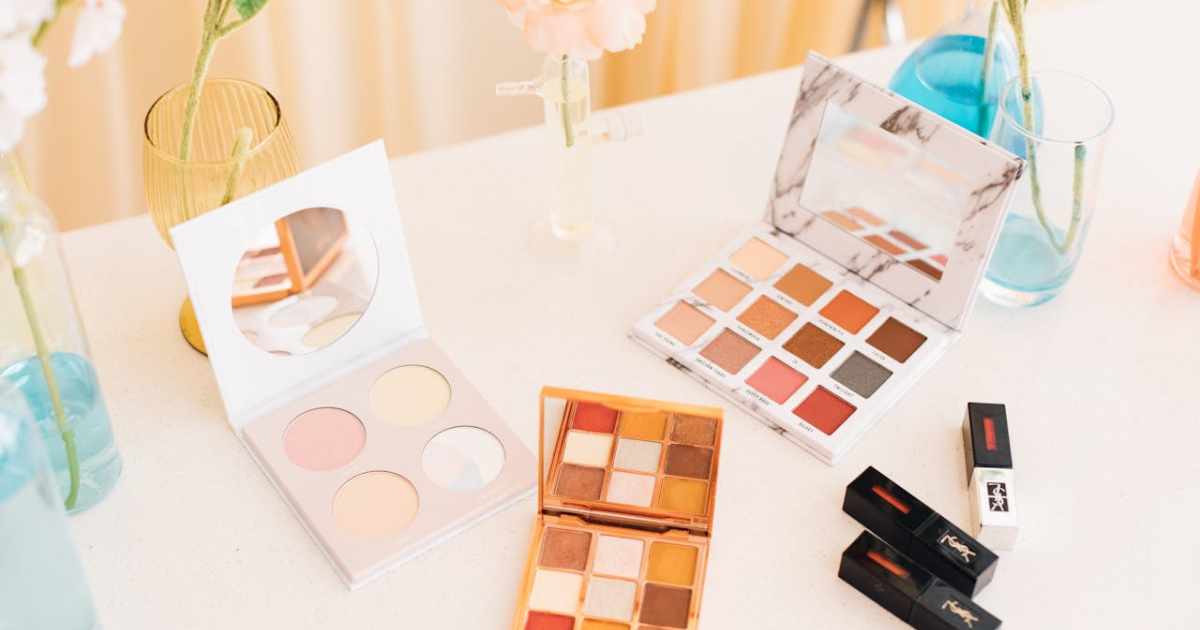 Runway room makeup